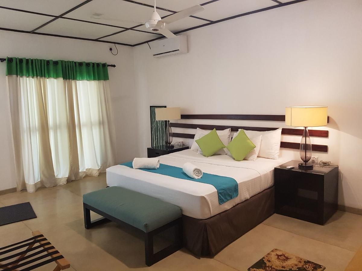 Eighth Wonder Resort Sigirîya Extérieur photo