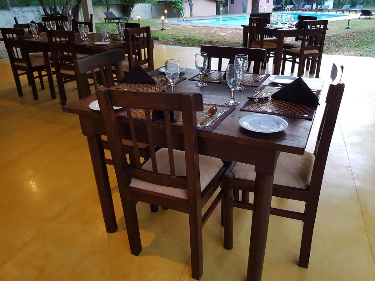 Eighth Wonder Resort Sigirîya Extérieur photo