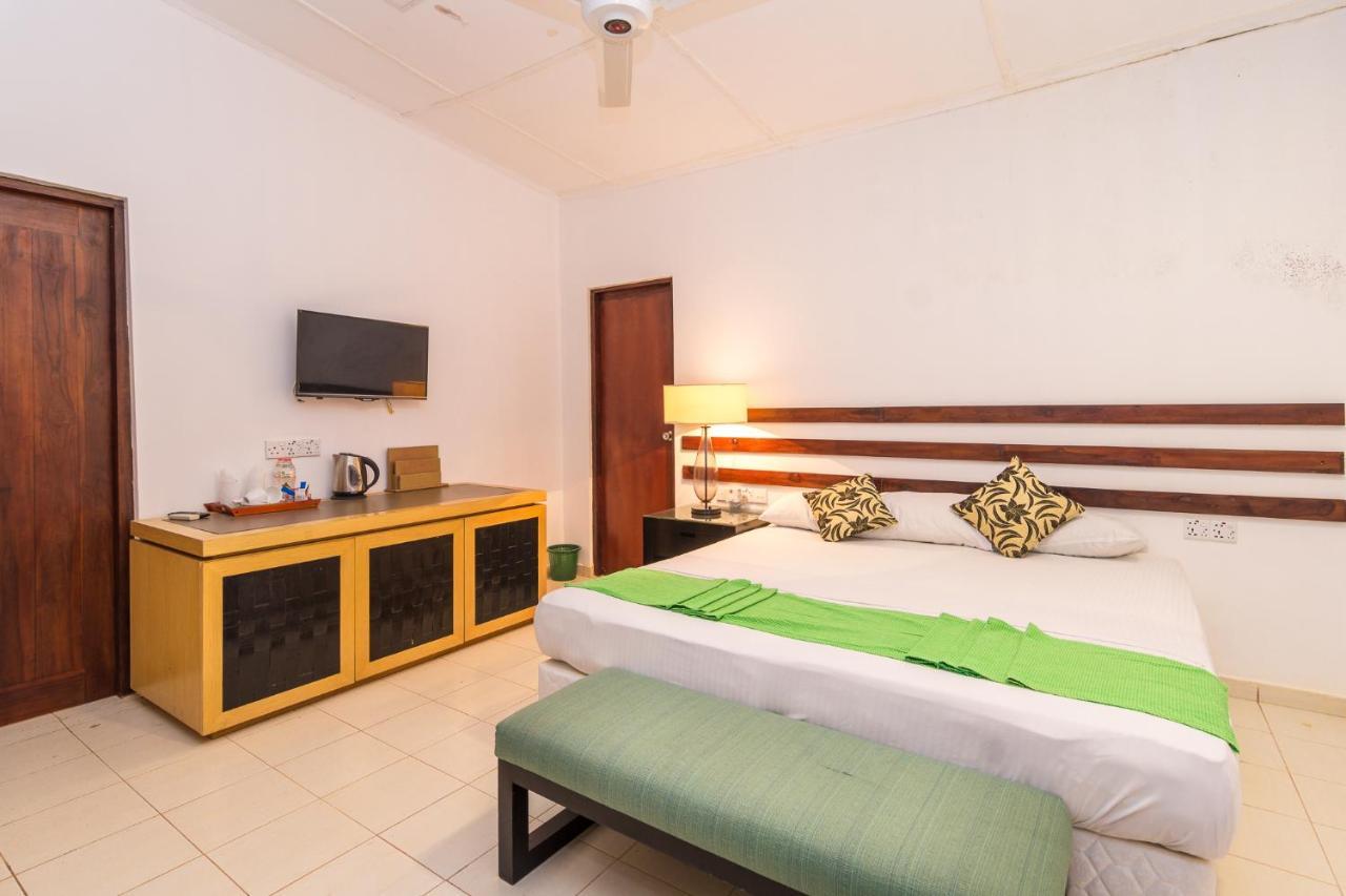 Eighth Wonder Resort Sigirîya Extérieur photo